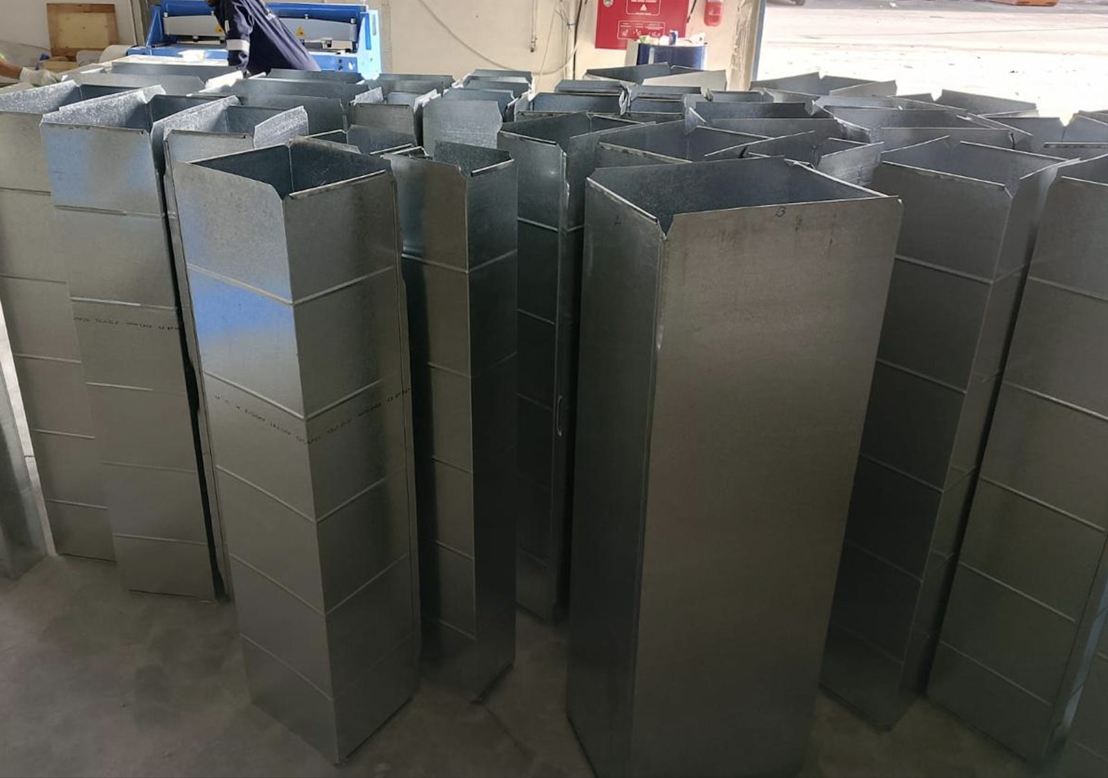 Rectangular ducts, ready for dispatch